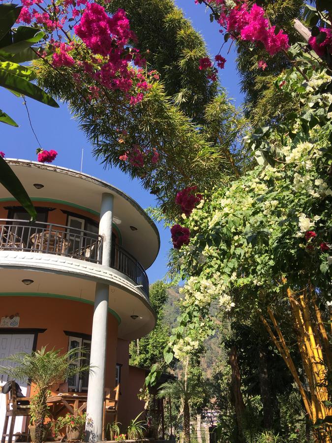 Hidden Paradise Guest House Pokhara Ngoại thất bức ảnh
