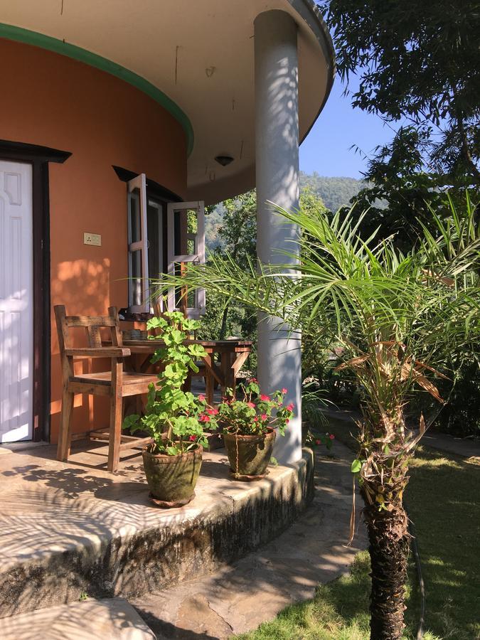 Hidden Paradise Guest House Pokhara Ngoại thất bức ảnh